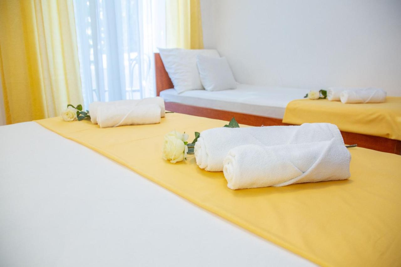 Royal Rooms Novalja Luaran gambar
