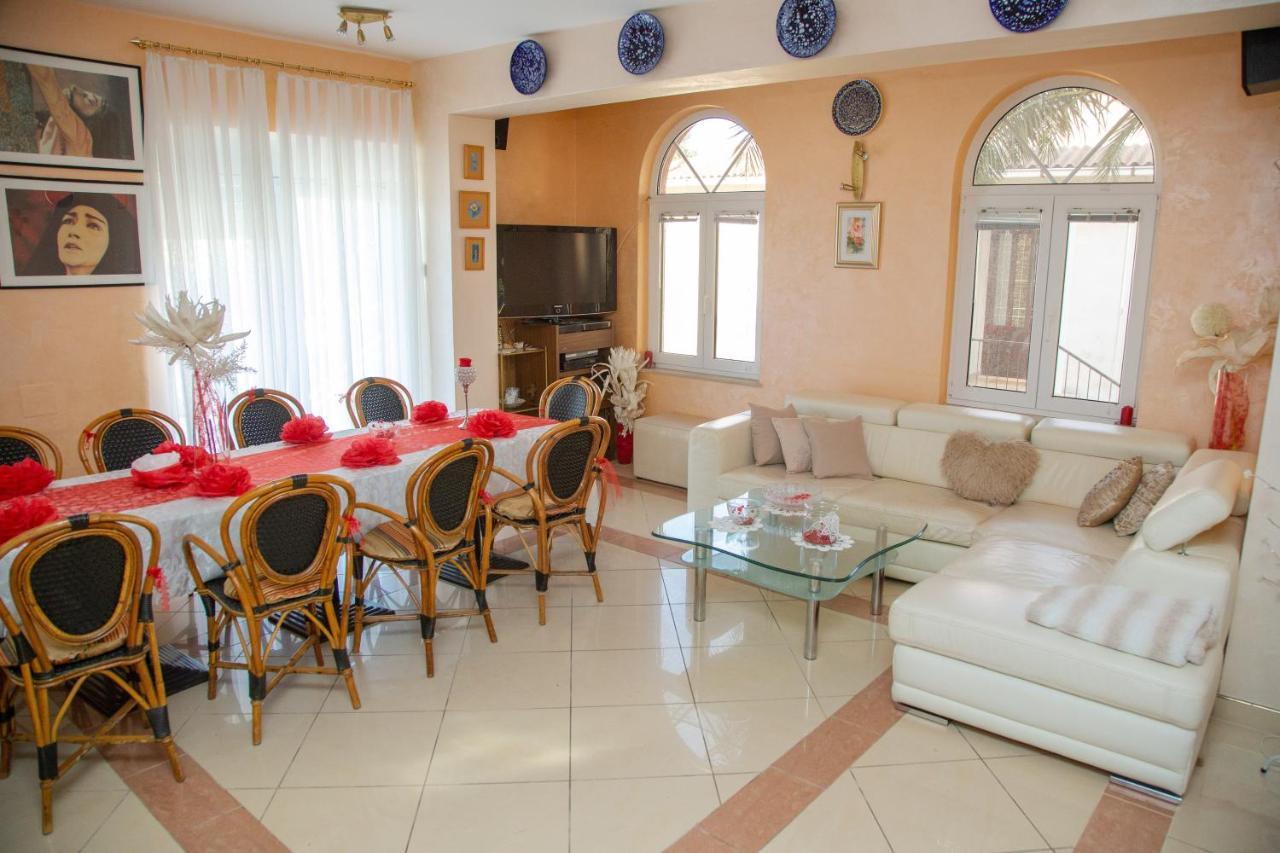 Royal Rooms Novalja Luaran gambar