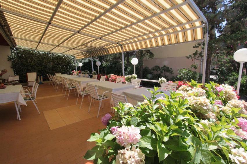 Royal Rooms Novalja Luaran gambar