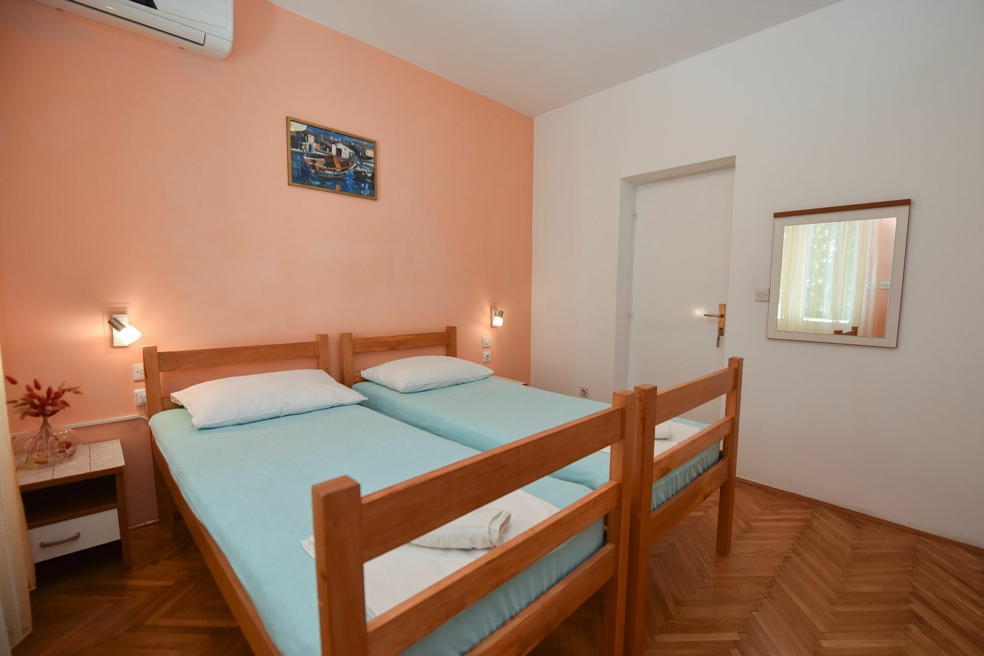 Royal Rooms Novalja Luaran gambar
